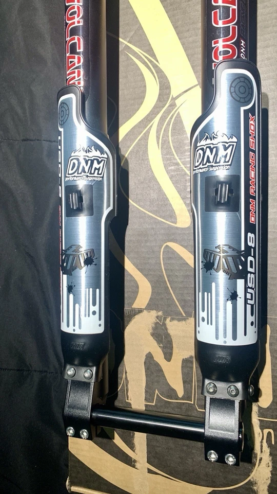 DNM USD-8 Volcano Inverted Suspension Fork ~160mm 1-1/8” 20x110mm Axle 26” 24” - Image 4 of 4