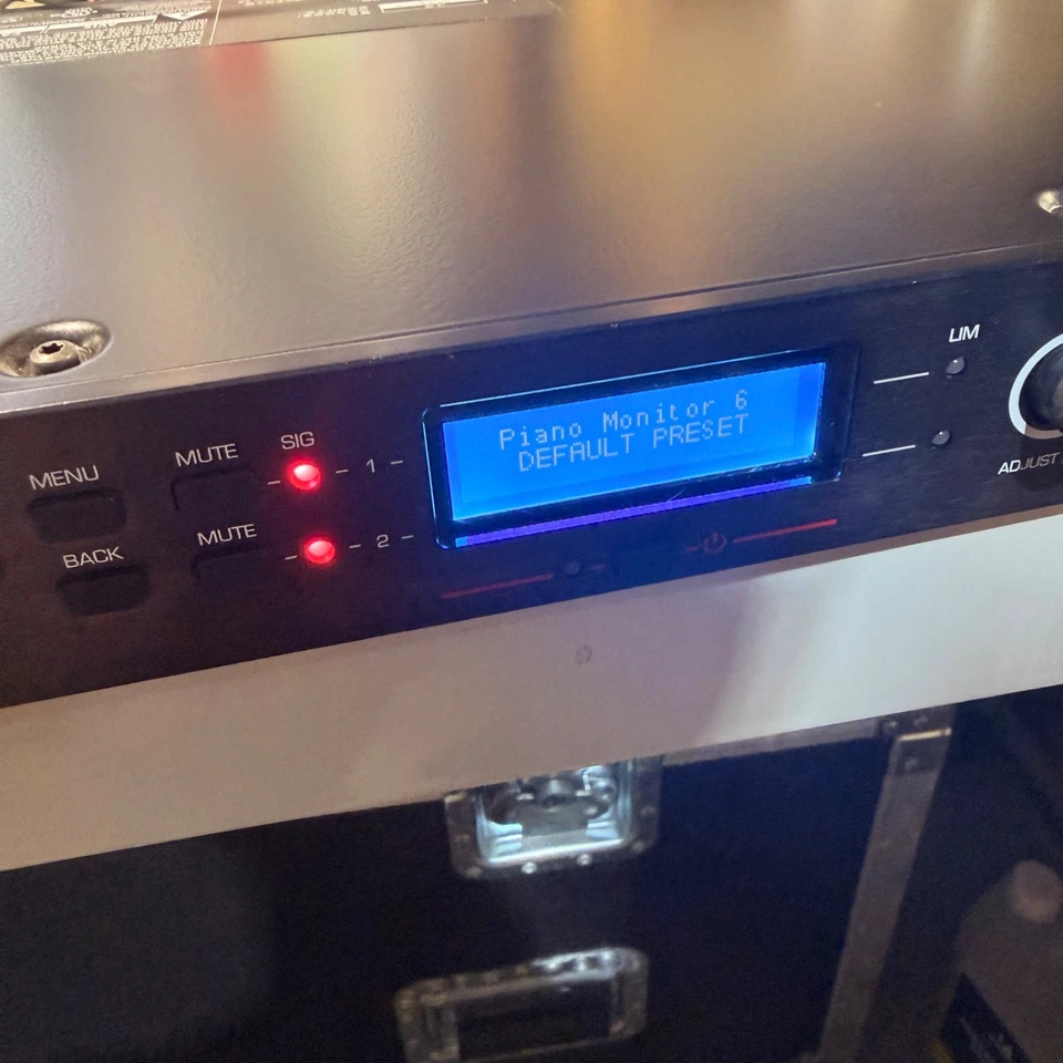 Used 1u Lab Gruppen IDX 1200 Pro PA/DJ/Stage Amplifier IntelliDrive Digital Amp - Image 2 of 4