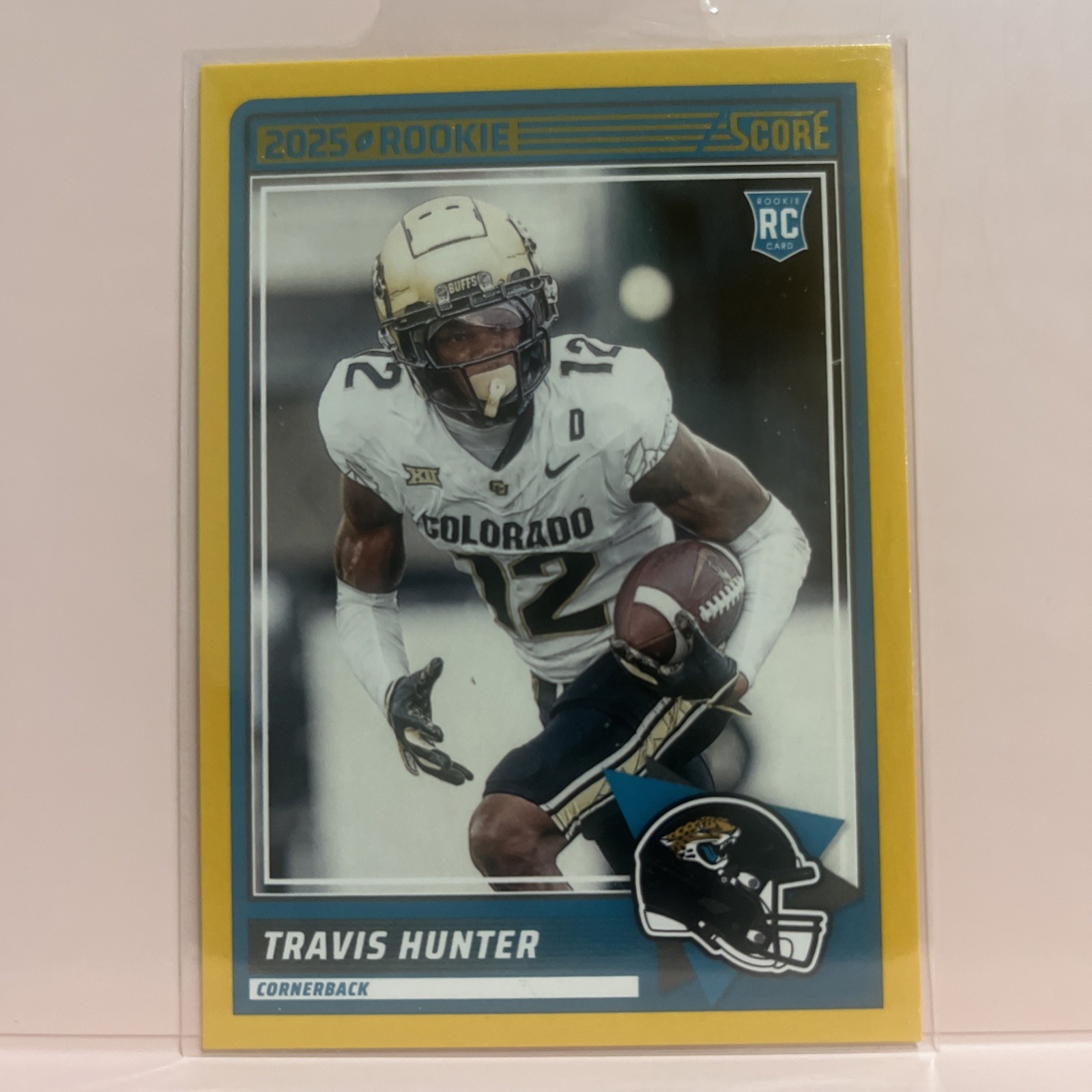 2025 Score - Rookies Travis Hunter #20 Gold (RC)