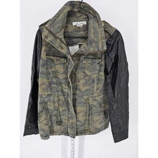Sans Souci Womens Sz S Camo Print Zip Front Safari Jacket Faux Leather Sleeve