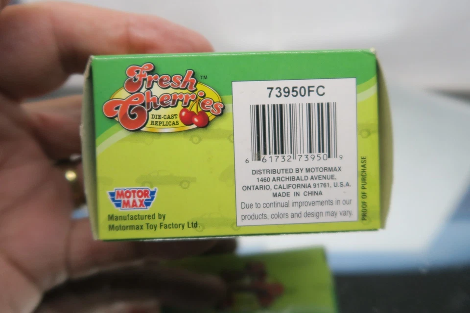 MOTOR MAX CEREZAS FRESCAS ESCALA HO 1/87 1974 AMC GREMLIN EN AZUL ¡SIN PRECIO DE RESERVA COMO NUEVO EN CAJA! Foto 3 de 4