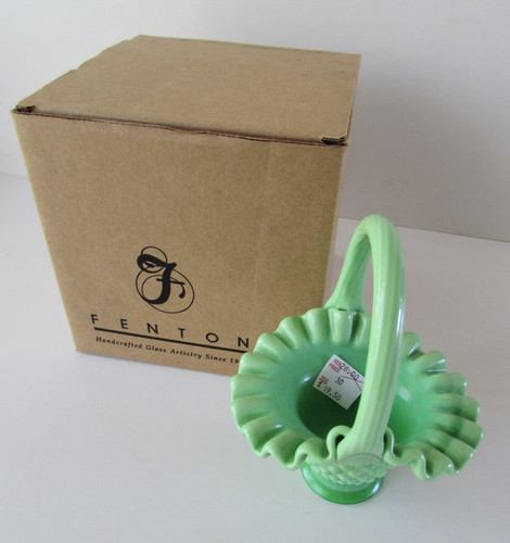Fenton Chameleon Green Hobnail Basket 6.25"