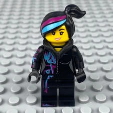 LEGO Lucy Wyldstyle Minifigure Open Mouth Hood Down The LEGO Movie tlm099