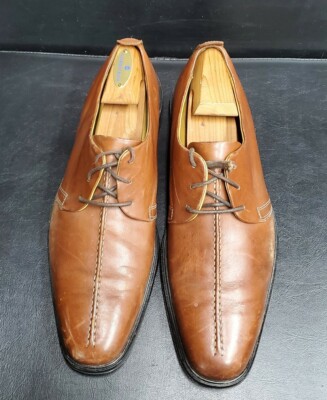 Cole Haan Men display picture 3