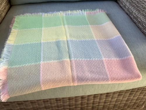 Three Weavers (Houston) Handwoven Baby Blanket, vintage, 35"x35", pastel plaid - Picture 5 of 6
