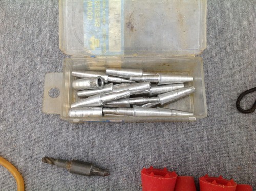 Archery Arrows, Shafts, Points, Parts & Pieces Lot - Picture 8 of 21