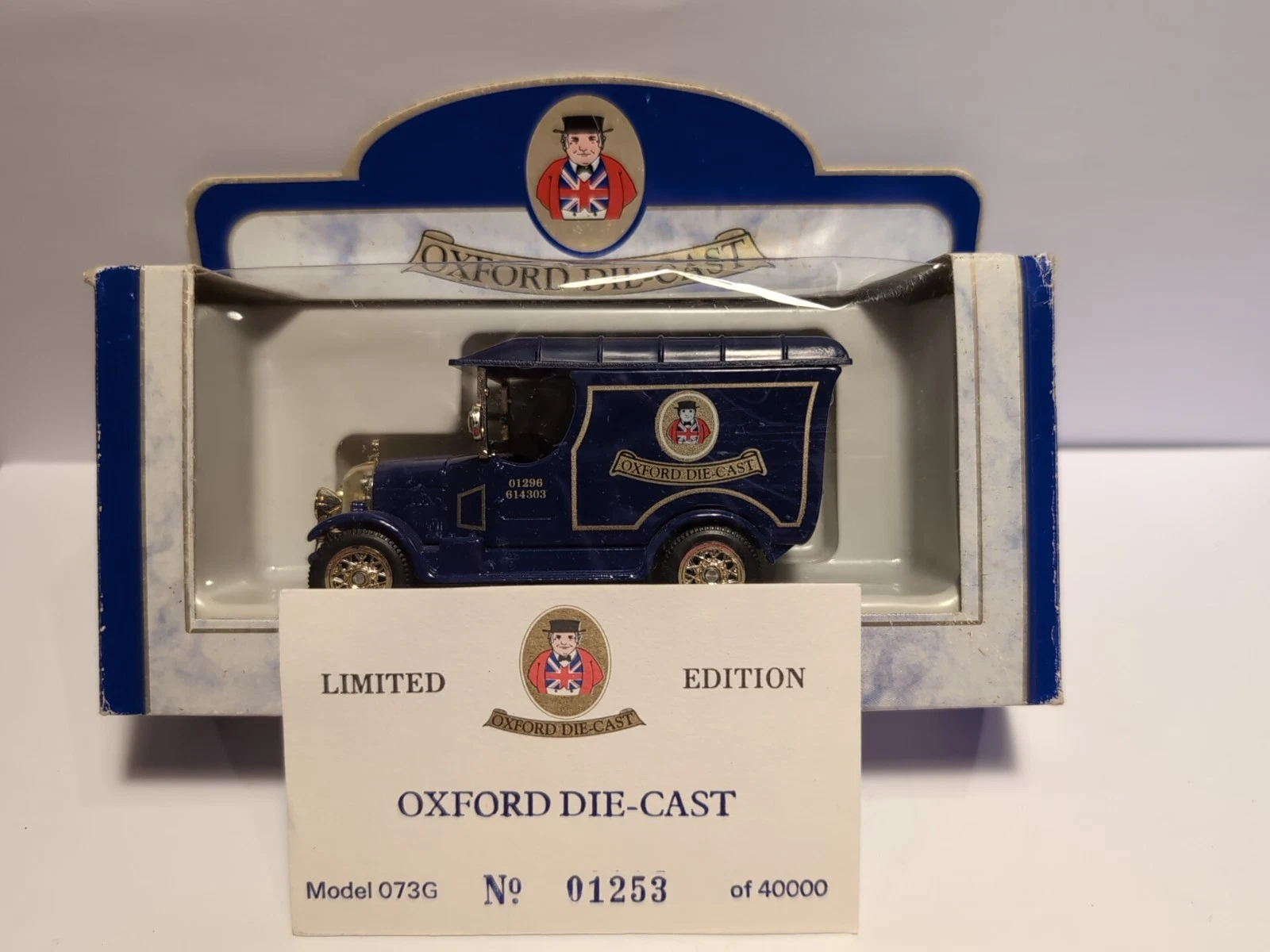 VANS oxford pressofuso 1:76 modello 073G furgone consegna Oxford livrea pressofusa limitata...