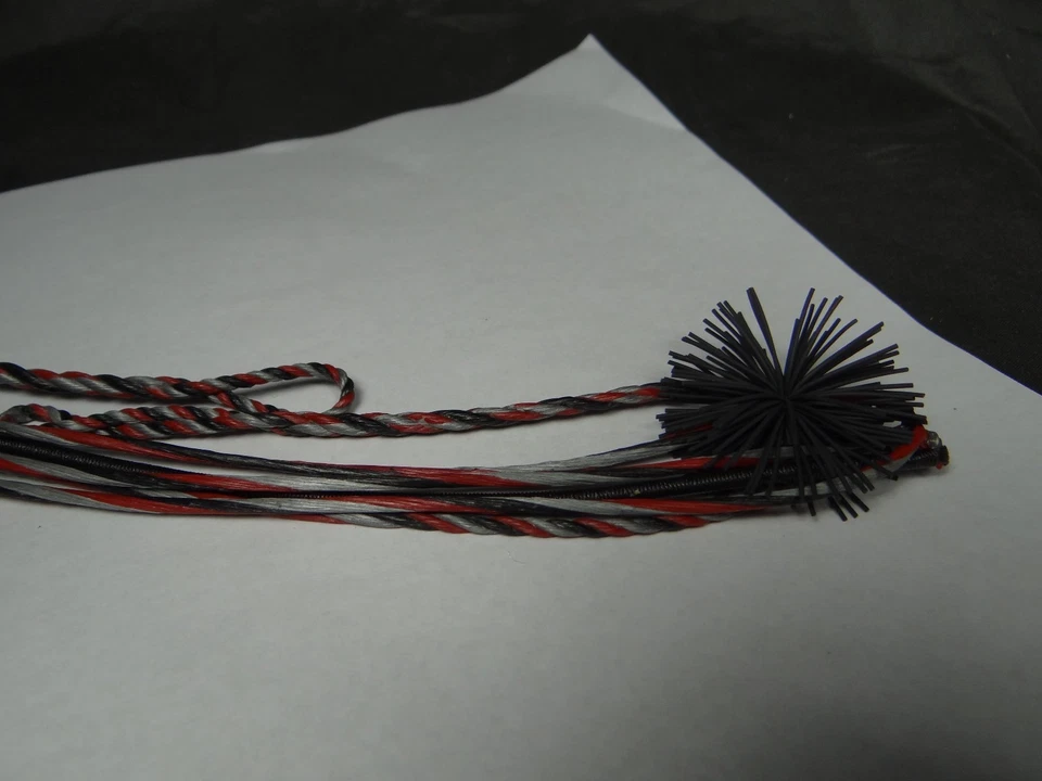 NEW FLEMISH BCY X RECURVE BLACK, RED AND GRAY 3 COLORS 60 INCH BOW STRING $19.99 - Image 4 of 4