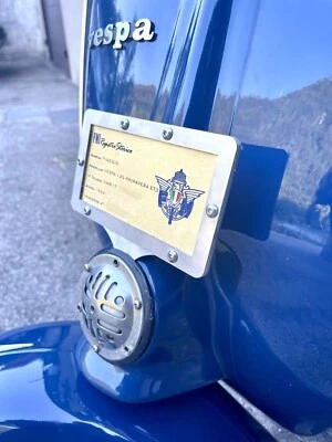 SUPPORTI FERROSI Porta Targa oro FMI clacson 2020 Vespa Senza Forare