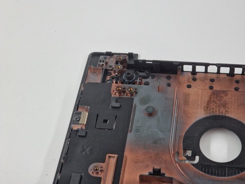 Lenovo ThinkPad E580 reposamanos sin teclado y panel táctil AP167000700 - Afbeelding 13 van 13