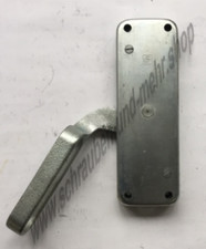 WSS Falttor Treibriegel Tor Schlaufenhebel Flachstange 30x10 Aufschrauben links