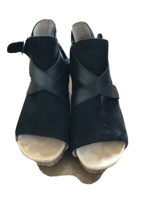 dansko arlene platform sandal