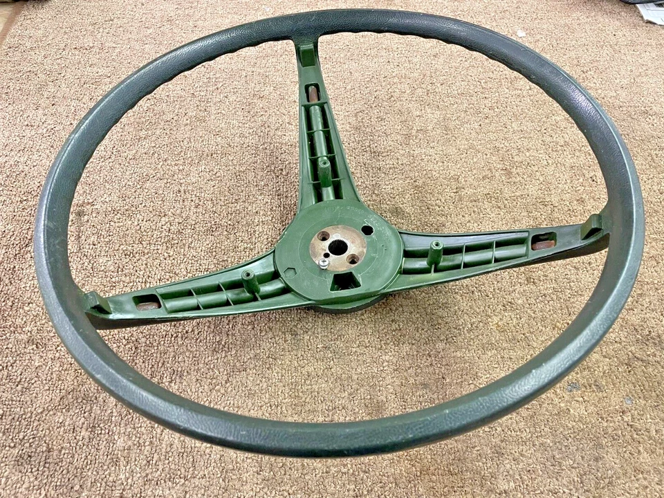 MOPAR PLYMOUTH 1971-74 A B carrocería volante verde sin grietas 3575267 Foto 3 de 4