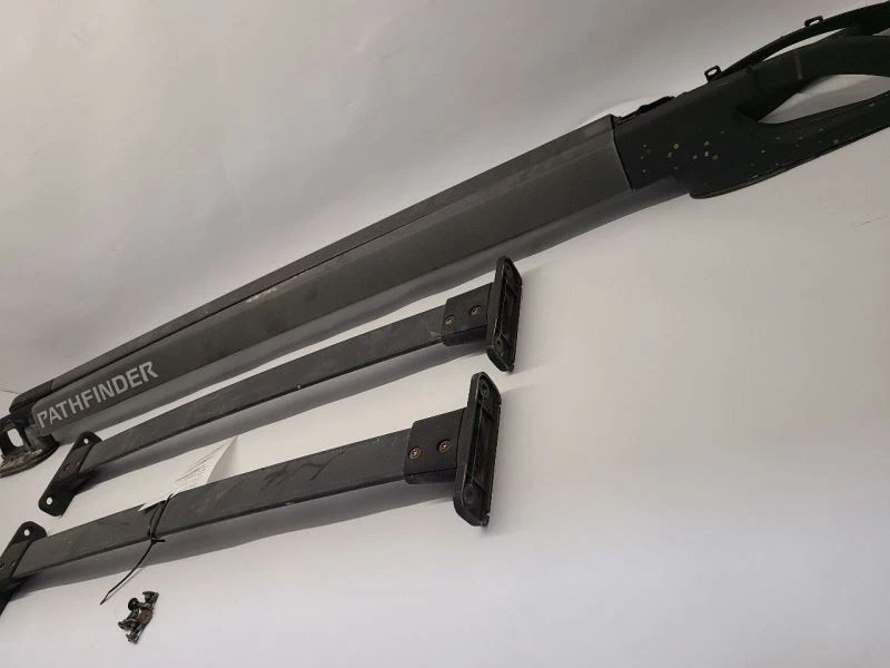 05-08 NISSAN PATHFINDER Luggage Rack Rail 73155ZP40A 73154ZP40A  - Image 3 of 4