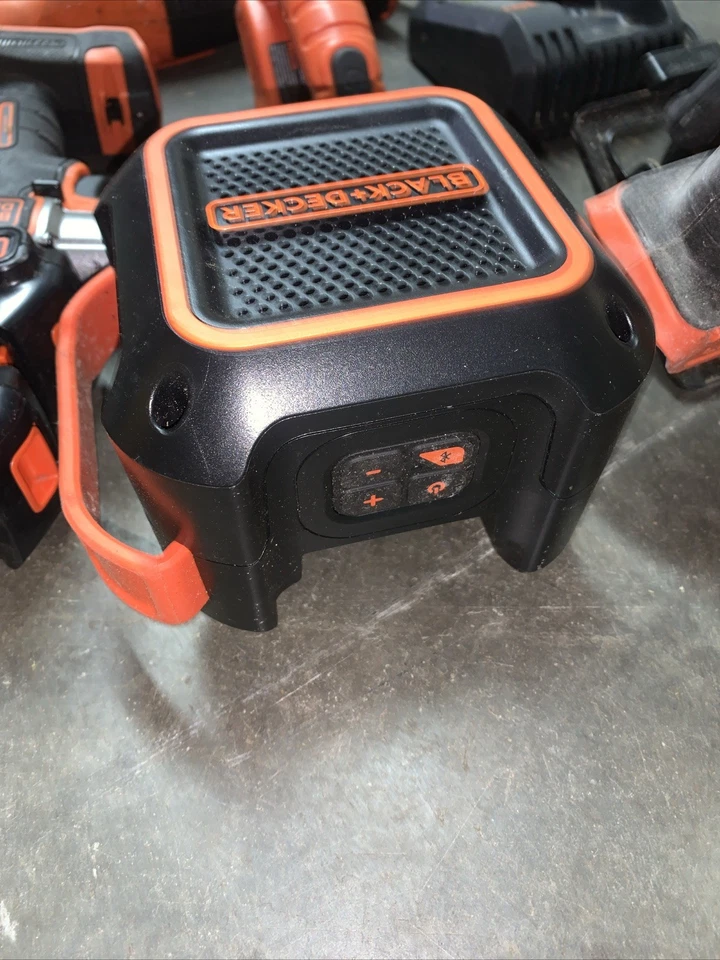 Kit de inicio de herramientas Black And Decker 20v Foto 3 de 4