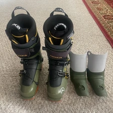 Roxa R3 130 Ti ( Size 24.5 - Two Tongues - 130 and 120 Flex) year 24/25