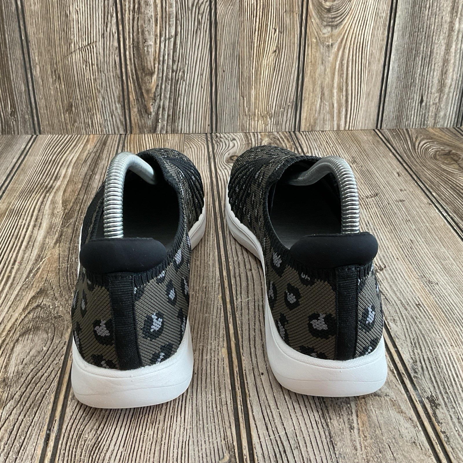 Clarks Cloudsteppers Adela Gray Leopard Print Sli… - image 6