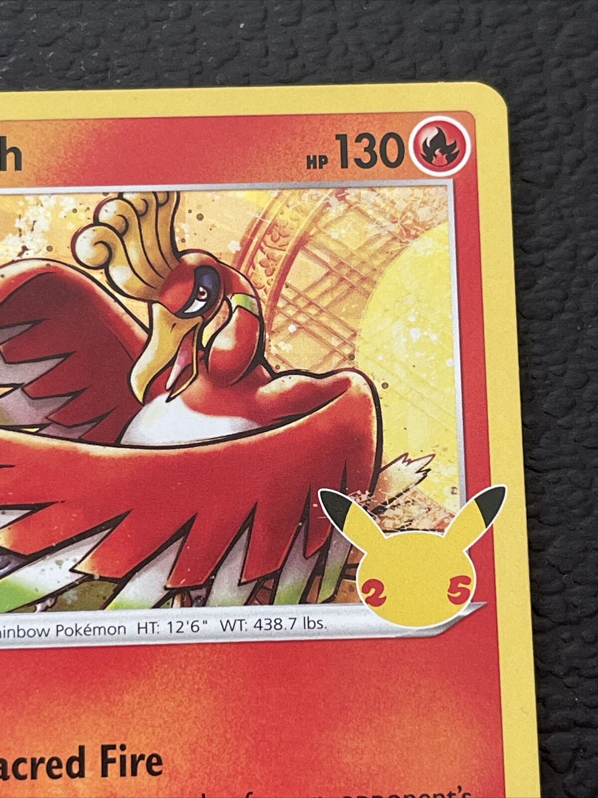 Carta de pokémon TCG - Ho-Oh - CELEBRAÇÕES- Comemoração de 25 anos