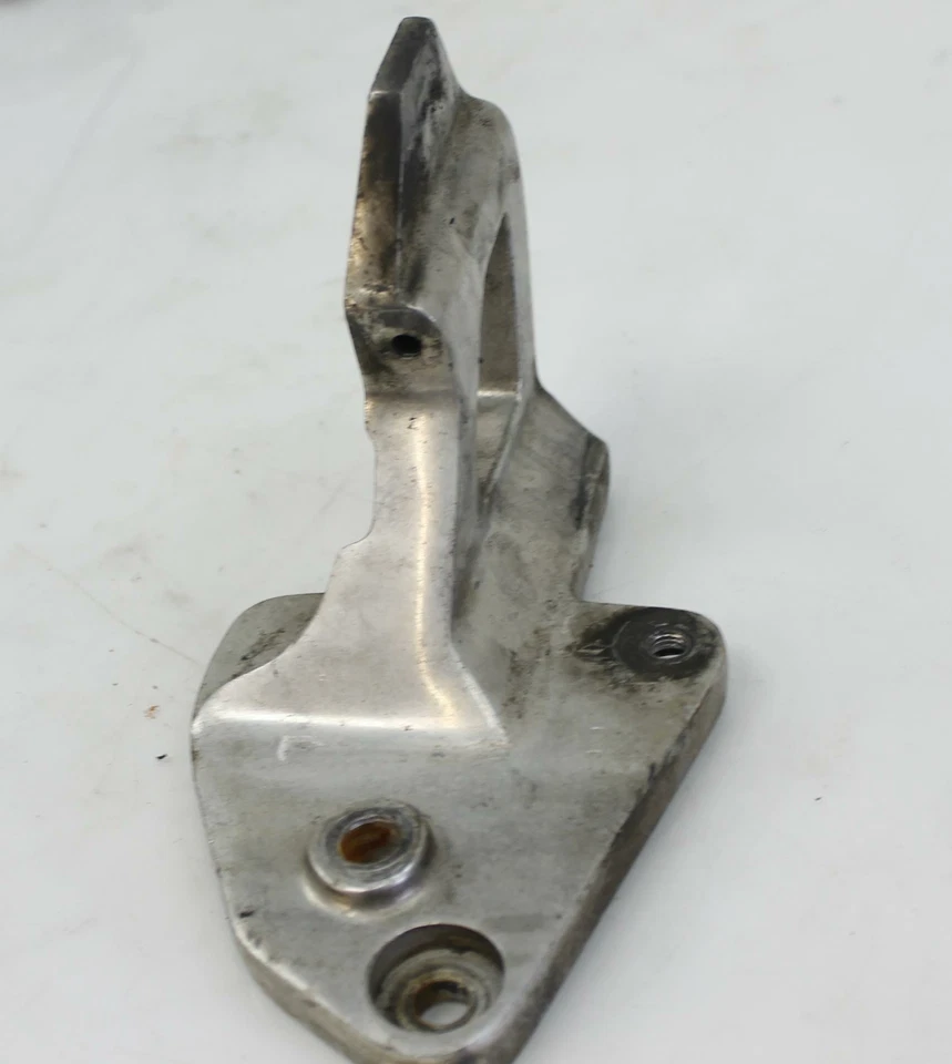 84-87 HONDA GOLDWING 1200 SOPORTE ESTRIBO PIE IZQUIERDO Foto 3 de 4