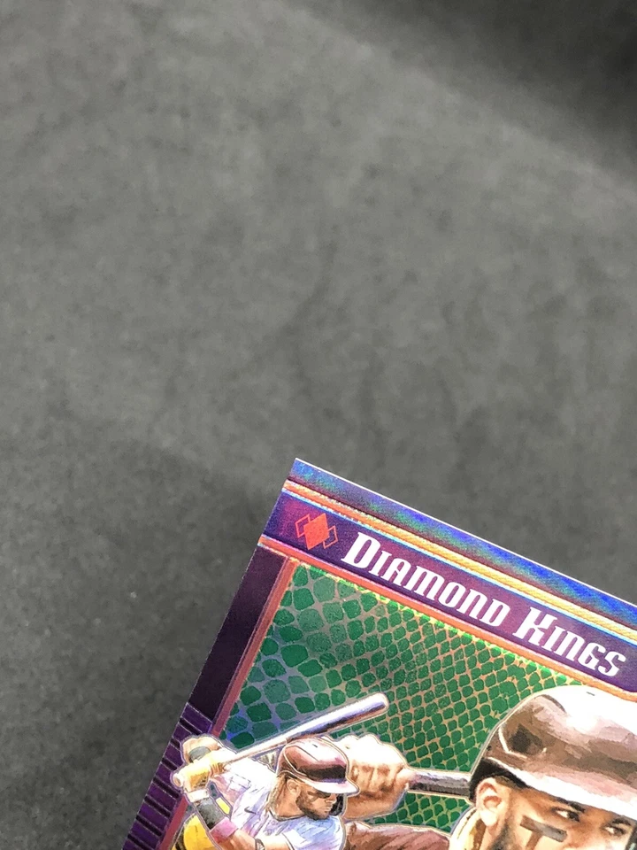 2021 Optic Fernando Tatis Jr DIAMOND KINGS /88 GREEN DRAGON SCALE PRIZM SP #27 - Image 3 of 4