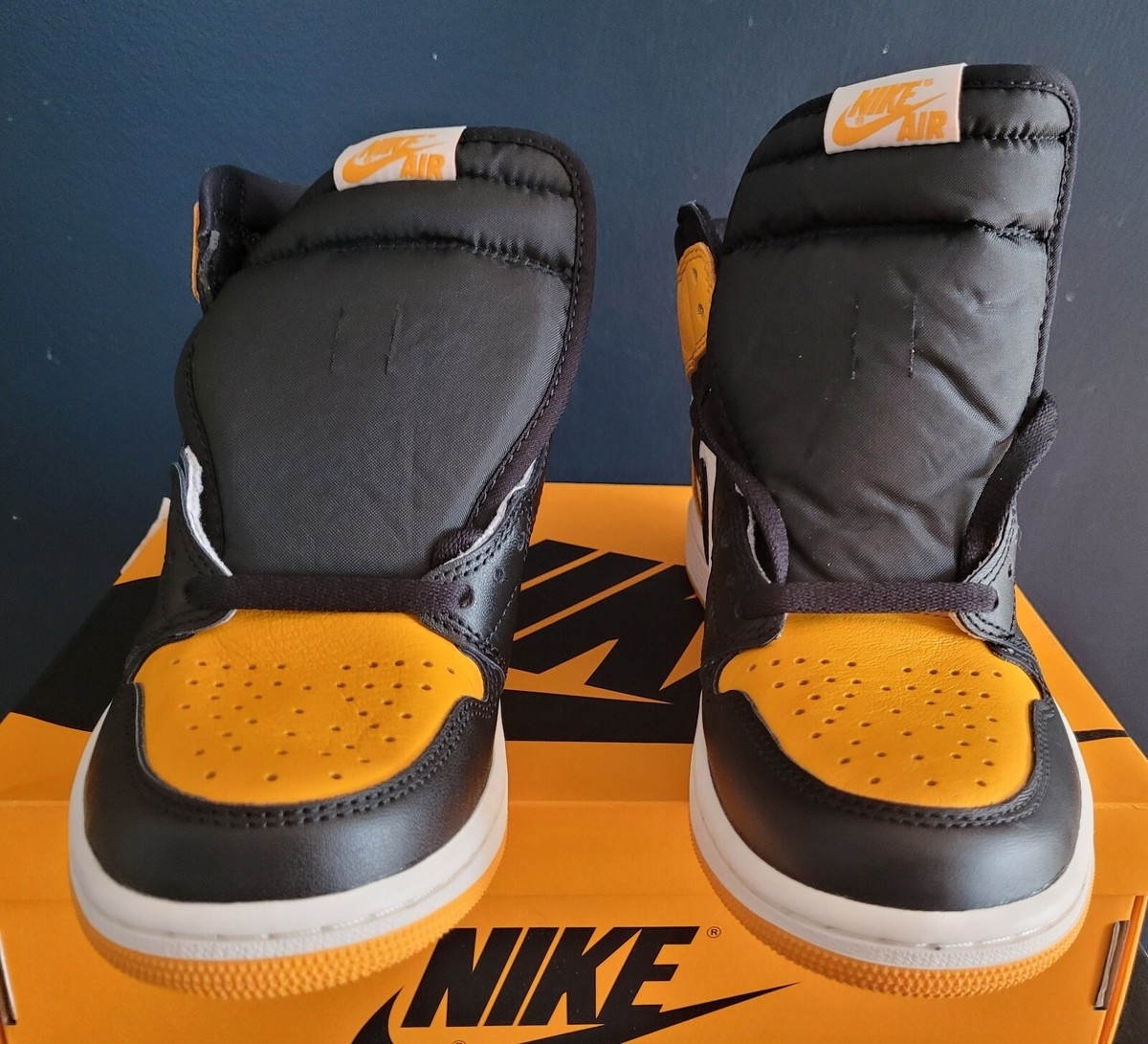 NEW AUTHENTIC AIR JORDAN 1 RETRO HIGH OG NEW AUTHENTIC AIR JORDAN 1 RETRO HIGH OG