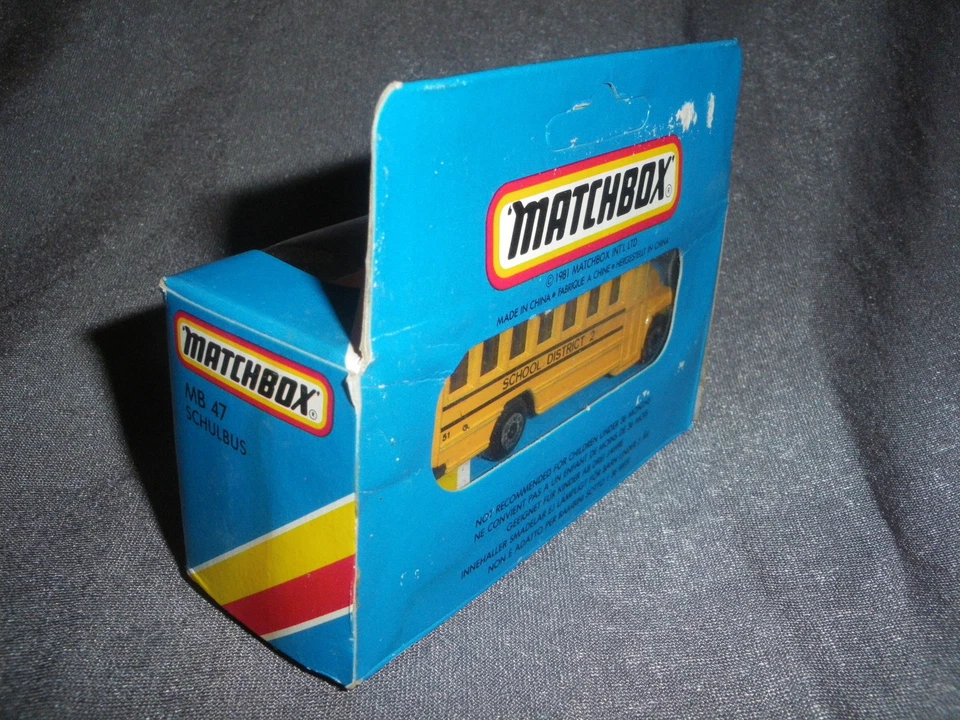 281B Vintage Matchbox MB 47 Autobus per la Scuola Quartiere 2 US 1:76 Scatola - Immagine 2 di 4