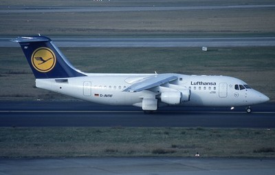MO821   Aircraftslide/Dia   Lufthansa   Avro 146-RJ85   D-AVRF