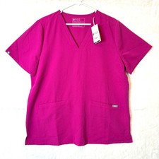 NEW FIGS Casma Three Pocket Medical Nurse V Neck Scrub Top Womens XL Bright Pink