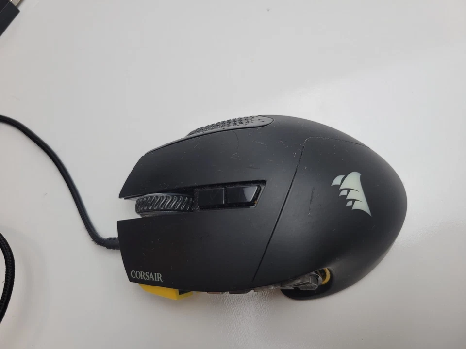 Corsair Scimitar Pro Wired Gaming Mouse Yellow MMO MOBA 12 side buttons - Image 2 of 4