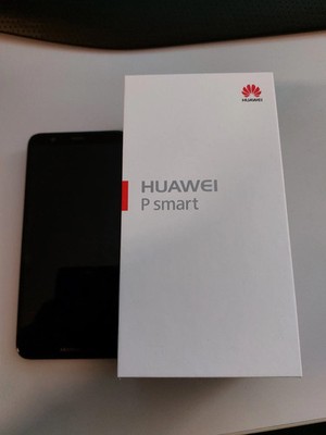 Huawei P smart - FIG-LX1- 32GB -Color-Black (Ohne Simlock) Guter Zustand