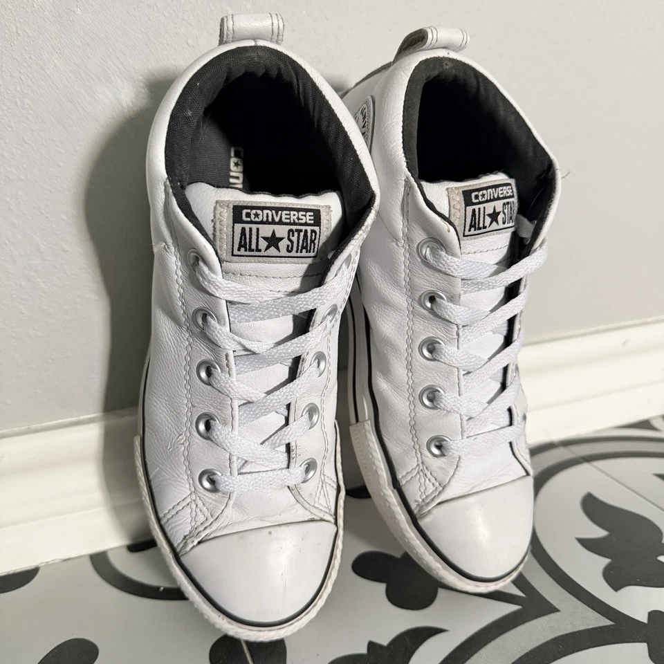 Camisetas altas CONVERSE All Star Chuck Taylor blancas/negras de cuero/junior talla 4 Foto 4 de 4
