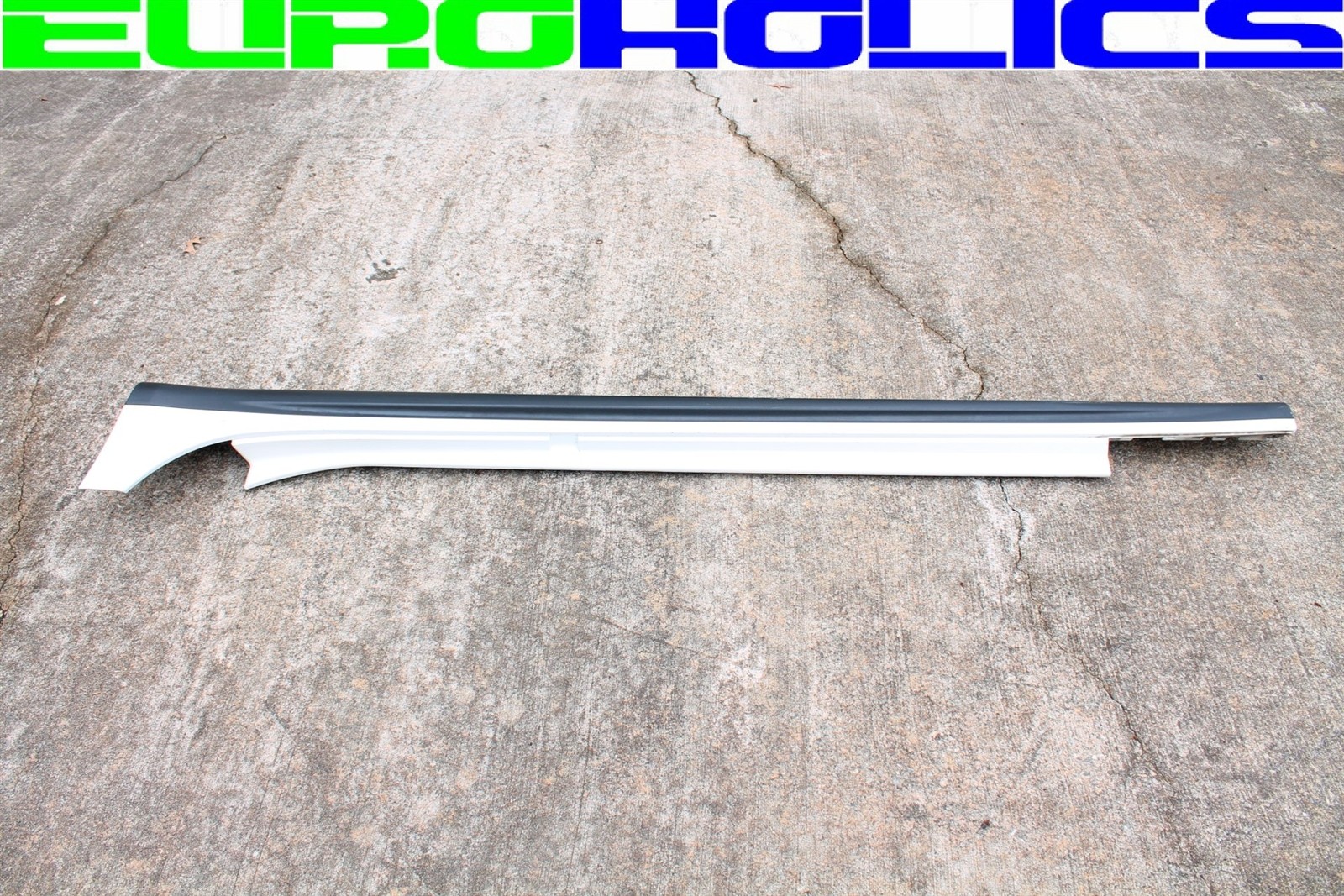OEM Maserati M157 Ghibli 14-23 Left Driver Side Skirt Rocker Panel Molding WHITE