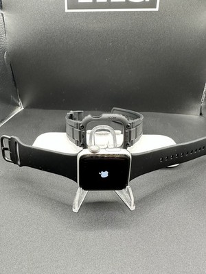 Apple Watch Series 3 38 mm Silver Aluminum Case GPS - (MTEY2LL/A)