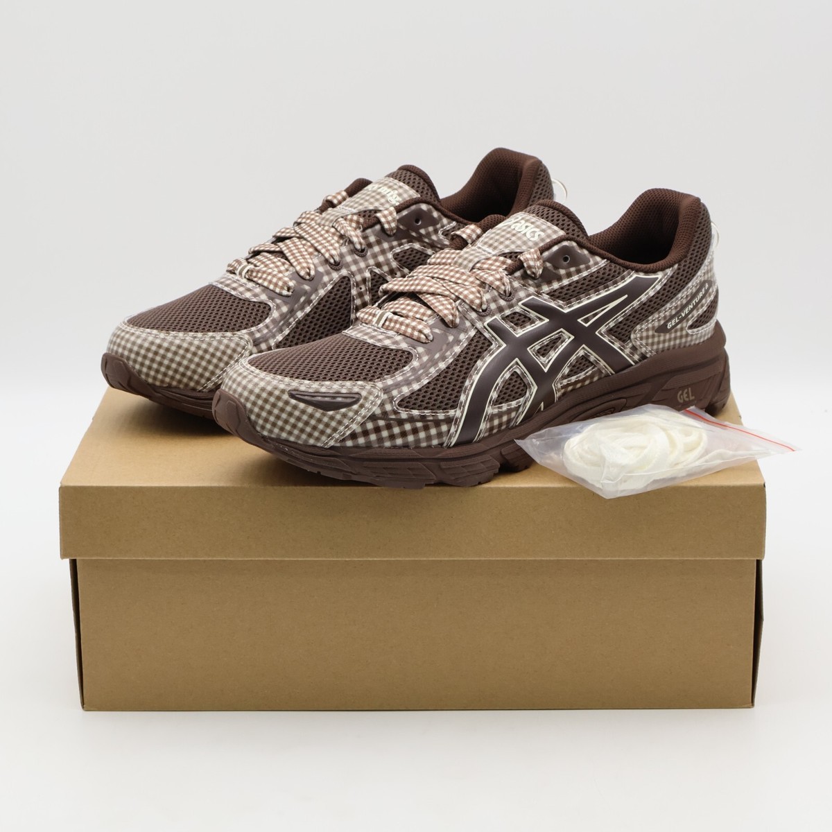靴 asics story mfg GEl-VENTURE 6 BROWN STORY mfg. x ASICS GEL-VENTURE 6 Pack Info | Hypebeast