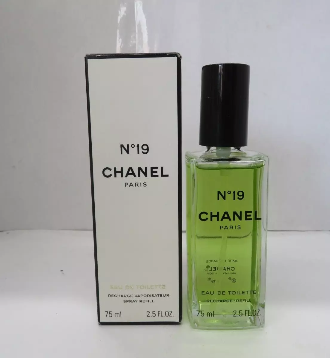 No.19 Eau De Toilette Spray Non-refillable