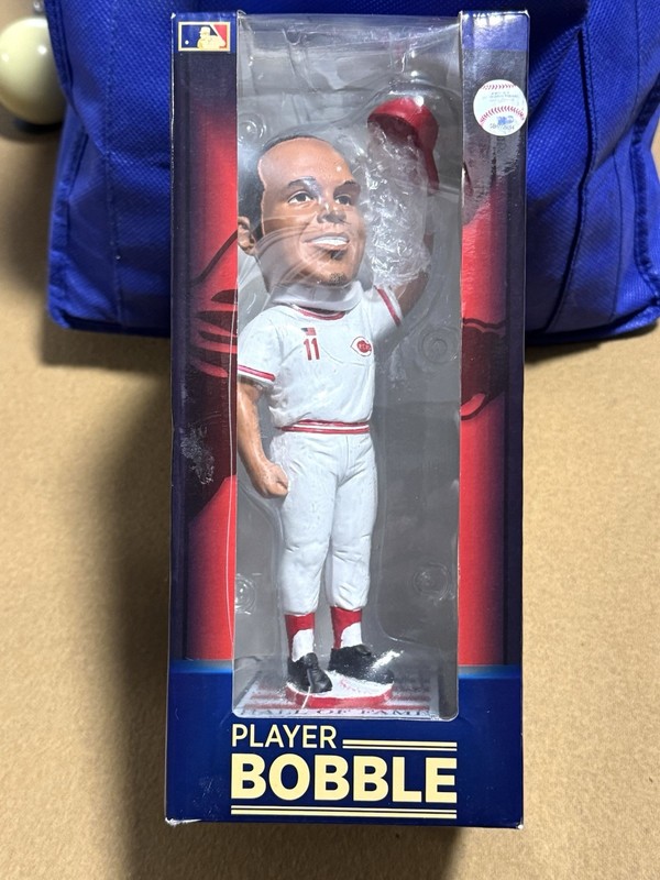 Barry Larkin Cincinnati Reds Hall of Fame Cooperstown Bobblehead Bobble Nodder