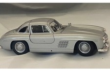 Mercedes-Benz 300SIL - Silver NEX Diecast 1:24 Scale Model Car - Welly