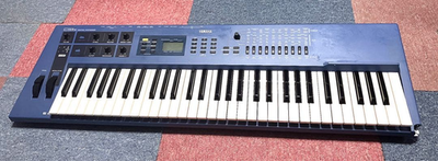 YAMAHA CS1x シンセサイザー 61鍵 ACアダプター　ソフトケース付き YAMAHA CS1x 61-Key Control Synthesizer Vintage Synthesizer Japan