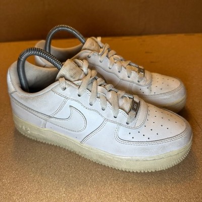 Nike Air Force 1 Low GS White Sneakers 314192-117 Kids Size 5.5Y Comfort School