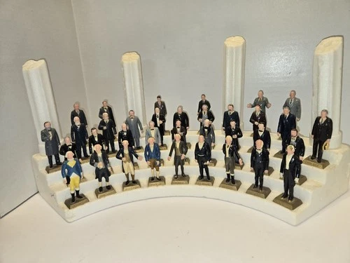 Vintage Marx 36 Labeled US President Figurines Set w/ Stand & Pillars *Complete