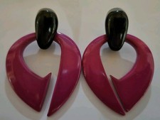 Vintage Mod Groovy Fuchsia Hot Pink Black Enamel Hoop Earrings Pierced 1980s