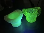2Vintage Fenton Vaseline (Uranium) Daisy & Button 2.5" Top Hat Toothpick Holders