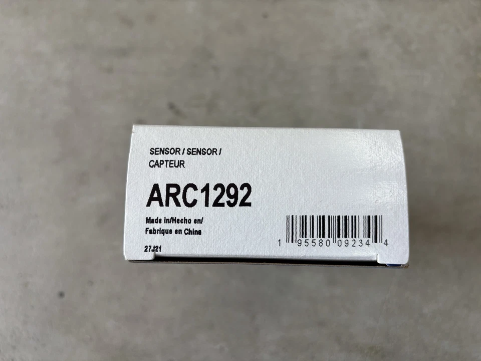 Sensor de velocidad de rueda ABS ARC1292 trasero para Ford Crown Victoria 2003-2004 + otros Foto 2 de 4