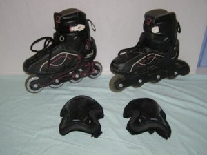 Marque Oxelo Paire De Rollers Taille 39 5 2 Proteges Genoux Ebay