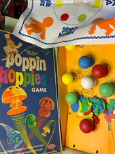 POPPIN HOPPIES table top game IDEAL toy company ltd boxed complete 2528-8 1968 !