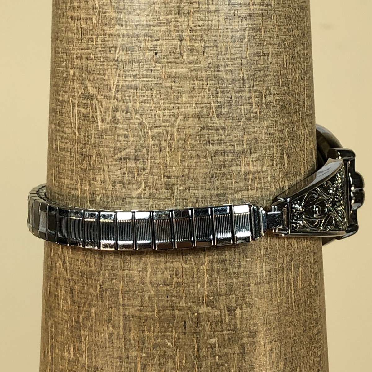 Wrangler Quartz Ladies Gemstones Battery Working Great Beautiful Expansion Band Wrangler Women Mother of Pearl Dial Expansion Band 25mm  main image 2