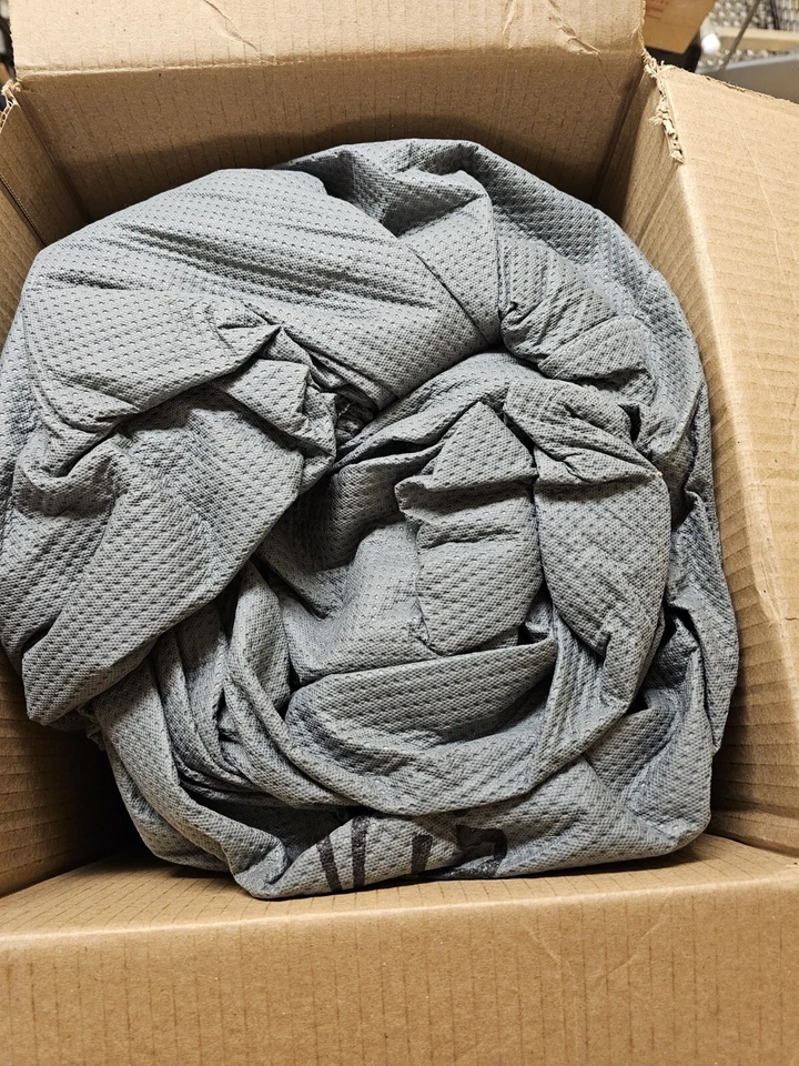 Cubierta de coche personalizada Chrysler 300 CVC302G CR7129 Foto 2 de 3