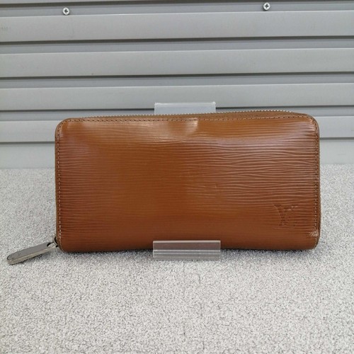 LOUIS VUITTON Zippy Wallet M61374 Used
