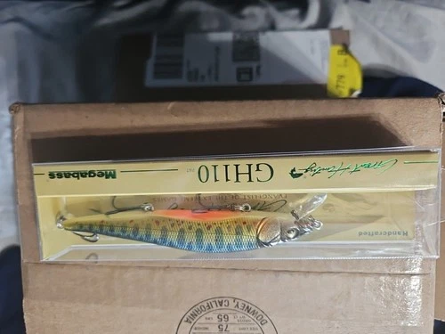 Megabass GH110 - Great Hunting Jerkbait - Takumi Iwana - In 🇺🇸