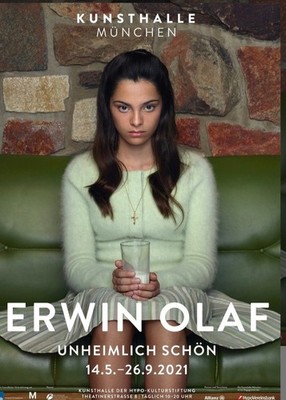 Poster Erwin Olaf München Kunsthalle